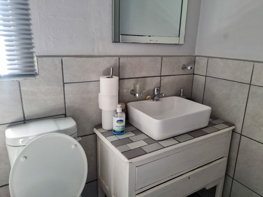 6 Bedroom Property for Sale in Paul Roux Free State